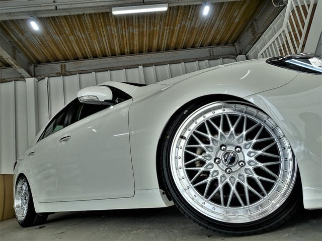 250G リラックスセレクション 新品タナベ車高調・新品20アルミ・新作モデル・新品タイヤ・新品シートカバー・新品三眼ヘッドライト・新品LEDファイバーテール・流れるウィンカー・純正ナビ・Bluetooth・フルセグ・Bカメ・ETC・(9枚目)