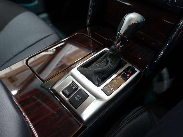 250G リラックスセレクション 新品タナベ車高調・新品19AW・新品タイヤ・新品シートカバー・流れるウィンカー・新品G´sバンパー・純正ナビ・HDD・TV・ブルートゥース・CD/DVD・FM/AM・AUX・SD再生・ETC・Bカメラ(24枚目)