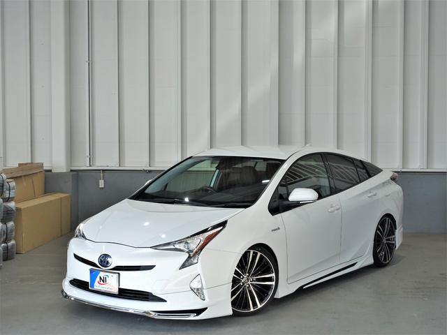 S トヨタセーフティーセンス・新品車高調・新品19AW・新品タイヤ・新品シートカバー・フルエアロ・LEDフォグ・安全ブレーキ・レーンキープ・純正ナビ・ブルートゥース・TV・Bカメラ・ETC・オートクルーズ(4枚目)