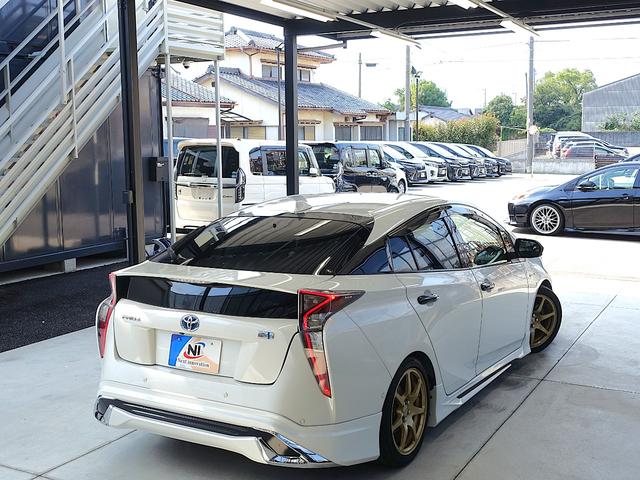 TOYOTA PRIUS S SAFETY PLUS