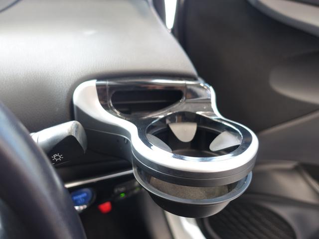 TOYOTA PRIUS S SAFETY PLUS