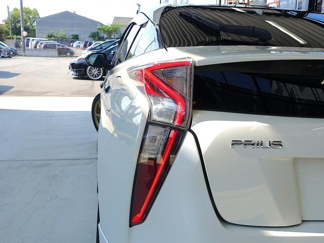 TOYOTA PRIUS S SAFETY PLUS