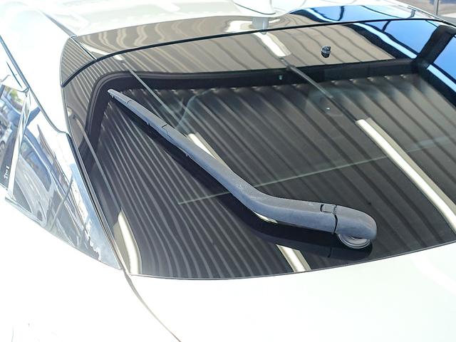 TOYOTA PRIUS S SAFETY PLUS