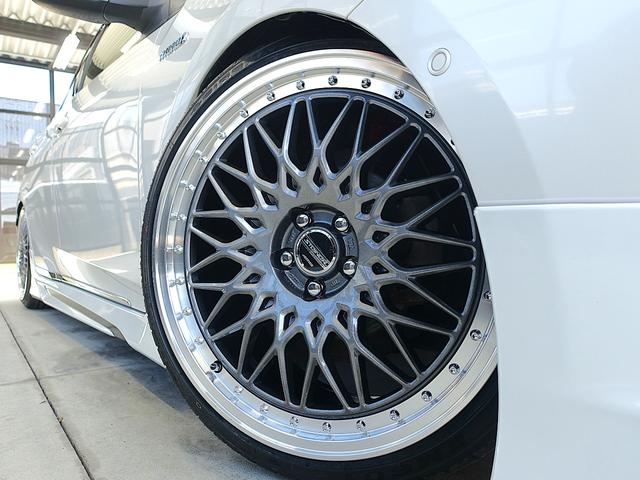 プリウス Ｓセーフティプラス　ＴＳＳ・新品車高調・新品１９ＡＷ・新品タイヤ・新品黒革調シートカバー・フルエアロ・クリアランスソナー・純正７型ナビ・ブルートゥース・フルセグＴＶ・バックカメラ・クルーズコントロール・ＨＵＤ・ドラレコ・（17枚目）