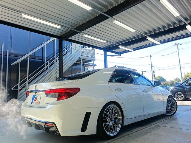 マークＸ ２５０Ｇ　新品タナベ車高調・新品１９ＡＷ・新品タイヤ・新品Ｇ’ｓバンパー・ＡＬＰＩＮＥ８インチナビ・ブルートゥース・フルセグＴＶ・バックカメラ・ビルトインＥＴＣ・パワーシート・ドアバイザー・純正アイラインヘッド（6枚目）