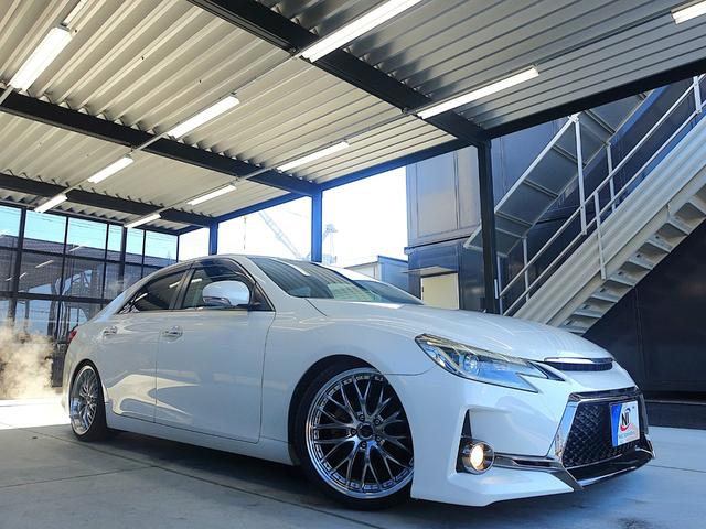 マークＸ ２５０Ｇ　新品タナベ車高調・新品１９ＡＷ・新品タイヤ・新品Ｇ’ｓバンパー・ＡＬＰＩＮＥ８インチナビ・ブルートゥース・フルセグＴＶ・バックカメラ・ビルトインＥＴＣ・パワーシート・ドアバイザー・純正アイラインヘッド（11枚目）