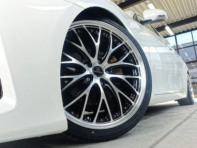 マークＸ ２５０Ｇ　リラックスセレクション　新品タナベ車高調・新品１９インチアルミホイール・新品タイヤ・新品Ｇｓバンパー・新品シートカバー・新品アイラインヘッド・新品スモークテール・シーケンシャルウィンカー・純正ナビ・ＴＶ・パワーシート・ＥＴＣ（9枚目）