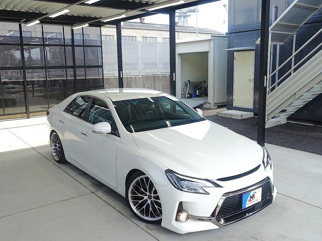 マークＸ ２５０Ｇ　リラックスセレクション　新品タナベ車高調・新品１９インチアルミホイール・新品タイヤ・新品Ｇｓバンパー・新品シートカバー・新品アイラインヘッド・新品スモークテール・シーケンシャルウィンカー・純正ナビ・ＴＶ・パワーシート・ＥＴＣ（12枚目）