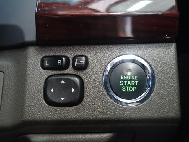 マークＸ ２５０Ｇ　リラックスセレクション　新品タナベ車高調・新品１９インチアルミホイール・新品タイヤ・新品Ｇｓバンパー・新品シートカバー・新品アイラインヘッド・新品スモークテール・シーケンシャルウィンカー・純正ナビ・ＴＶ・パワーシート・ＥＴＣ（24枚目）