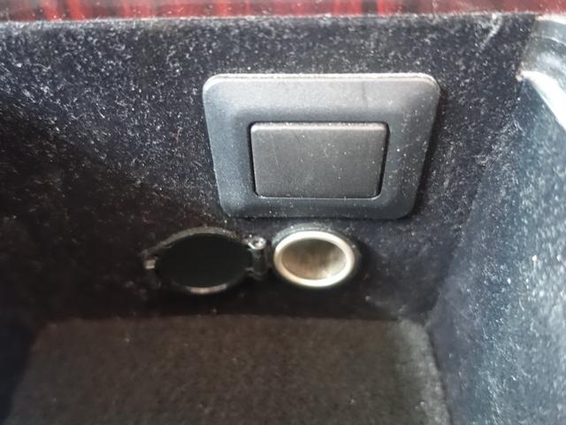 マークＸ ２５０Ｇ　リラックスセレクション　新品タナベ車高調・新品１９インチアルミホイール・新品タイヤ・新品Ｇｓバンパー・新品シートカバー・新品アイラインヘッド・新品スモークテール・シーケンシャルウィンカー・純正ナビ・ＴＶ・パワーシート・ＥＴＣ（34枚目）