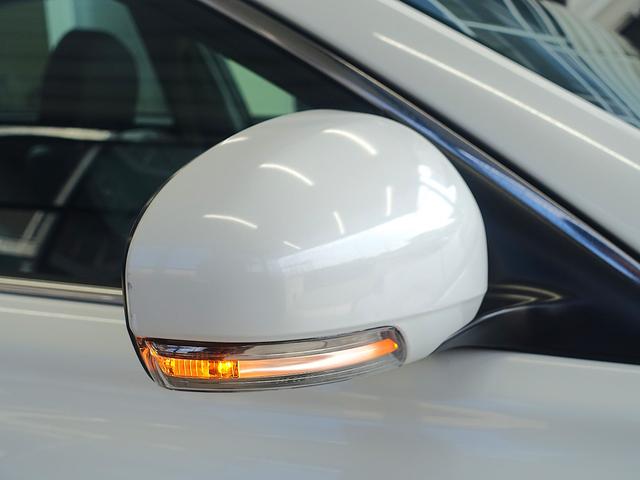 マークＸ ２５０Ｇ　リラックスセレクション　新品タナベ車高調・新品１９インチアルミホイール・新品タイヤ・新品Ｇｓバンパー・新品シートカバー・新品アイラインヘッド・新品スモークテール・シーケンシャルウィンカー・純正ナビ・ＴＶ・パワーシート・ＥＴＣ（43枚目）