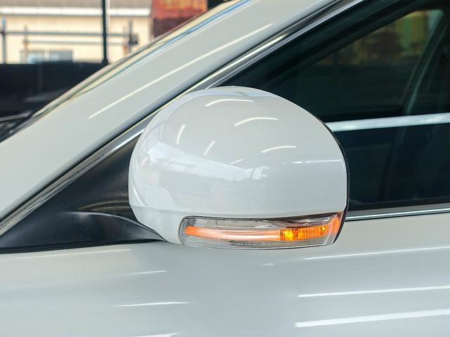 マークＸ ２５０Ｇ　リラックスセレクション　新品タナベ車高調・新品１９インチアルミホイール・新品タイヤ・新品Ｇｓバンパー・新品シートカバー・新品アイラインヘッド・新品スモークテール・シーケンシャルウィンカー・純正ナビ・ＴＶ・パワーシート・ＥＴＣ（44枚目）