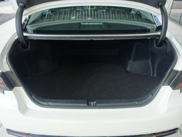 マークＸ ２５０Ｇ　リラックスセレクション　新品タナベ車高調・新品１９インチアルミホイール・新品タイヤ・新品Ｇｓバンパー・新品シートカバー・新品アイラインヘッド・新品スモークテール・シーケンシャルウィンカー・純正ナビ・ＴＶ・パワーシート・ＥＴＣ（65枚目）