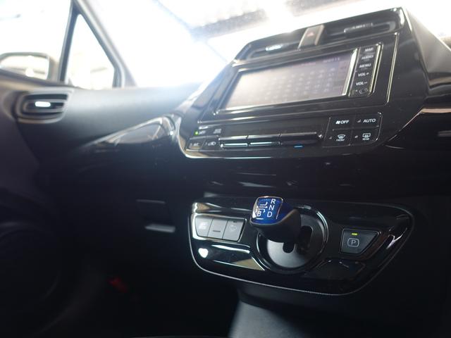 プリウス Ｓ　セーフティセンス・新品車高調・新品１９ＡＷ・新品タイヤ・新品シートカバー・新品アクセサリランプ・フルエアロ・純正ナビ・ブルートゥース・バックカメラ・ＥＴＣ・クルコン・スペアタイヤ・クリアランスソナー・（34枚目）