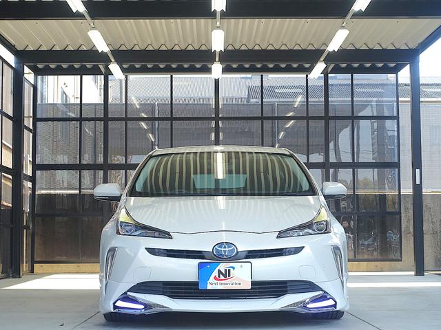 プリウス Ｓ　セーフティセンス・新品車高調・新品１９ＡＷ・新品タイヤ・新品シートカバー・新品アクセサリランプ・フルエアロ・純正ナビ・ブルートゥース・バックカメラ・ＥＴＣ・クルコン・スペアタイヤ・クリアランスソナー・（35枚目）