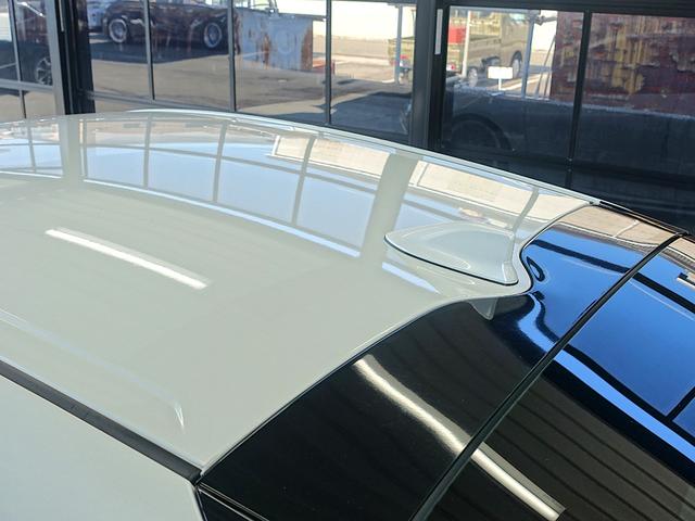 プリウス Ｓ　セーフティセンス・新品車高調・新品１９ＡＷ・新品タイヤ・新品シートカバー・新品アクセサリランプ・フルエアロ・純正ナビ・ブルートゥース・バックカメラ・ＥＴＣ・クルコン・スペアタイヤ・クリアランスソナー・（48枚目）