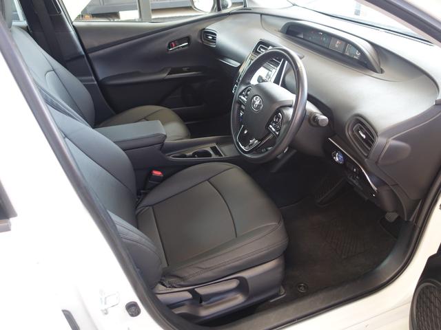 プリウス Ｓ　セーフティセンス・新品車高調・新品１９ＡＷ・新品タイヤ・新品シートカバー・新品アクセサリランプ・フルエアロ・純正ナビ・ブルートゥース・バックカメラ・ＥＴＣ・クルコン・スペアタイヤ・クリアランスソナー・（55枚目）