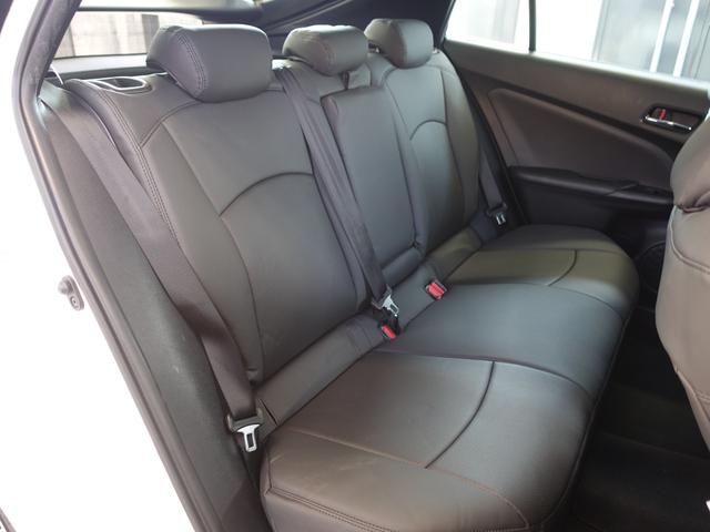 プリウス Ｓ　セーフティセンス・新品車高調・新品１９ＡＷ・新品タイヤ・新品シートカバー・新品アクセサリランプ・フルエアロ・純正ナビ・ブルートゥース・バックカメラ・ＥＴＣ・クルコン・スペアタイヤ・クリアランスソナー・（62枚目）