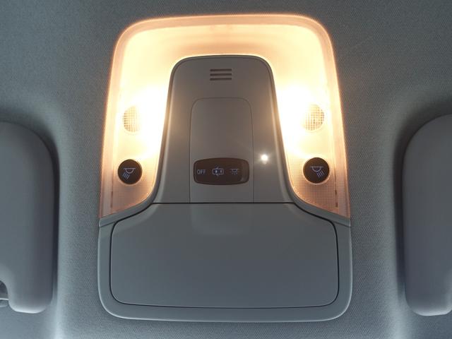 プリウス Ｓセーフティプラス　セーフティセンス・新品車高調・新品１９ＡＷ・新品タイヤ・新品シートカバー・フルエアロ・クリアランスソナー・純正ナビ・ブルートゥース・ＴＶ・バックカメラ・クルコン・オートマチックハイビーム・スペアタイヤ（33枚目）