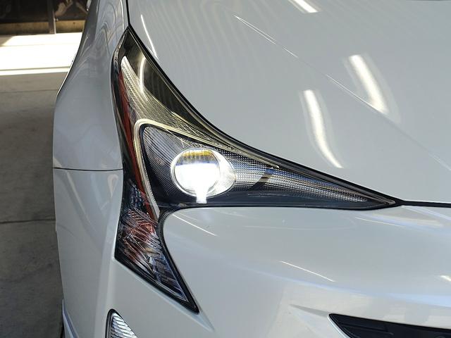 プリウス Ｓセーフティプラス　セーフティセンス・新品車高調・新品１９ＡＷ・新品タイヤ・新品シートカバー・フルエアロ・クリアランスソナー・純正ナビ・ブルートゥース・ＴＶ・バックカメラ・クルコン・オートマチックハイビーム・スペアタイヤ（39枚目）