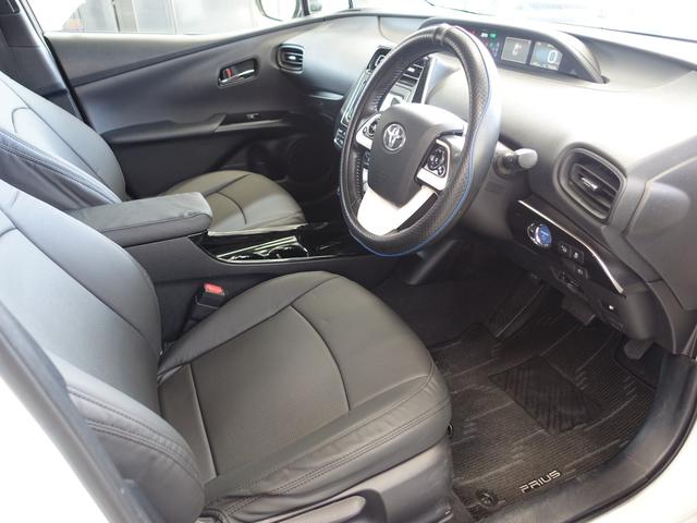 プリウス Ｓセーフティプラス　セーフティセンス・新品車高調・新品１９ＡＷ・新品タイヤ・新品シートカバー・フルエアロ・クリアランスソナー・純正ナビ・ブルートゥース・ＴＶ・バックカメラ・クルコン・オートマチックハイビーム・スペアタイヤ（56枚目）