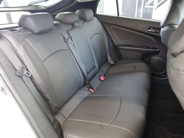 プリウス Ｓセーフティプラス　セーフティセンス・新品車高調・新品１９ＡＷ・新品タイヤ・新品シートカバー・フルエアロ・クリアランスソナー・純正ナビ・ブルートゥース・ＴＶ・バックカメラ・クルコン・オートマチックハイビーム・スペアタイヤ（63枚目）