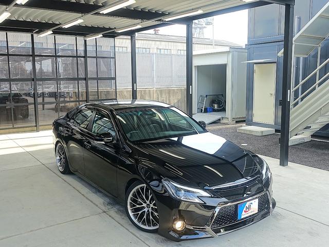 マークX 250G リラックスセレクション 新品車高調・新品19AW・新品タイヤ・新品Gsフロントバンパー・新品シートカバー・新品ヘッドライト&テール・流星ウィンカー・カロッツェリアナビ・ブルートゥース・フルセグ・フロントパワーシート・ETC・(12枚目)