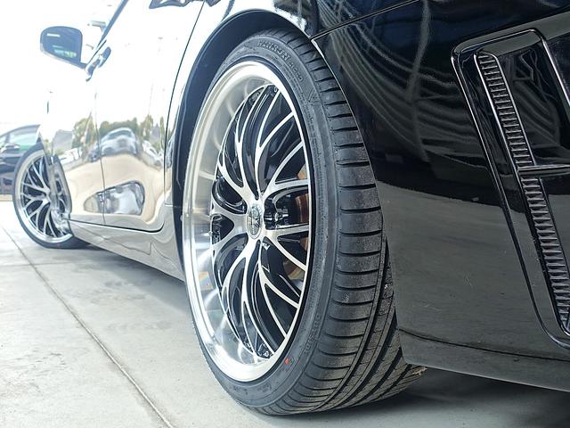 マークX 250G リラックスセレクション 新品車高調・新品19AW・新品タイヤ・新品Gsフロントバンパー・新品シートカバー・新品ヘッドライト&テール・流星ウィンカー・カロッツェリアナビ・ブルートゥース・フルセグ・フロントパワーシート・ETC・(18枚目)