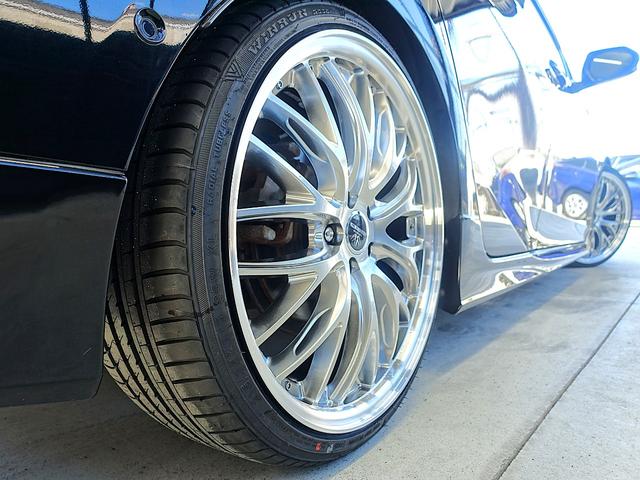 プリウス Sセーフティプラス TSS・TRDエアロVer2・新品車高調・新品19AW・新品タイヤ・新品黒革調シートカバー・クリアランスソナー・純正ナビ・ブルートゥース・TV・バックカメラ・クルコン・HUD・ドラレコ・スペアタイヤ・(10枚目)