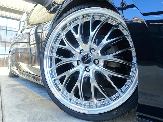 プリウス Sセーフティプラス TSS・TRDエアロVer2・新品車高調・新品19AW・新品タイヤ・新品黒革調シートカバー・クリアランスソナー・純正ナビ・ブルートゥース・TV・バックカメラ・クルコン・HUD・ドラレコ・スペアタイヤ・(17枚目)