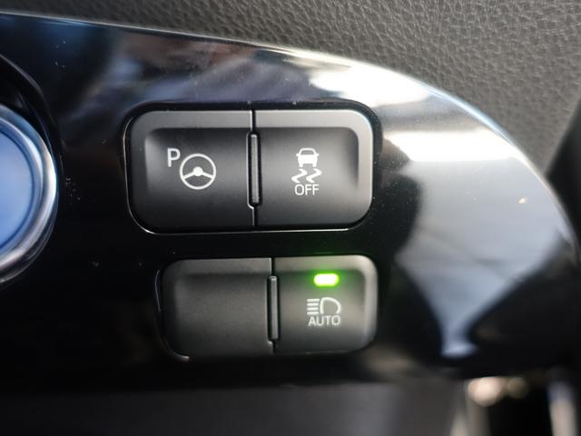 プリウス Sセーフティプラス TSS・TRDエアロVer2・新品車高調・新品19AW・新品タイヤ・新品黒革調シートカバー・クリアランスソナー・純正ナビ・ブルートゥース・TV・バックカメラ・クルコン・HUD・ドラレコ・スペアタイヤ・(26枚目)