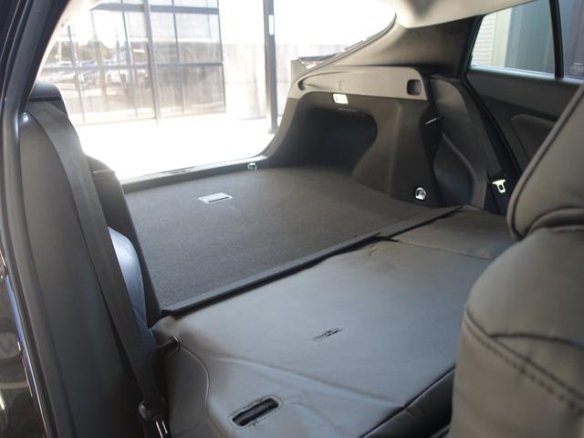 プリウス Sセーフティプラス TSS・TRDエアロVer2・新品車高調・新品19AW・新品タイヤ・新品黒革調シートカバー・クリアランスソナー・純正ナビ・ブルートゥース・TV・バックカメラ・クルコン・HUD・ドラレコ・スペアタイヤ・(65枚目)