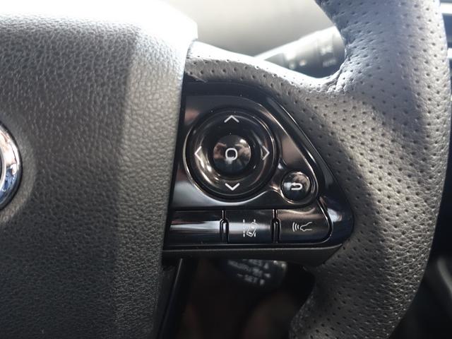 プリウス A 新品車高調・新品19AW・新品タイヤ・白革調シートカバー・フルエアロ・9型ナビ・ブルートゥース・TV・バックカメラ・ETC・コンビハンドル・クルコン・BSM・HUD・クリアランスソナー・スペアタイヤ・(22枚目)