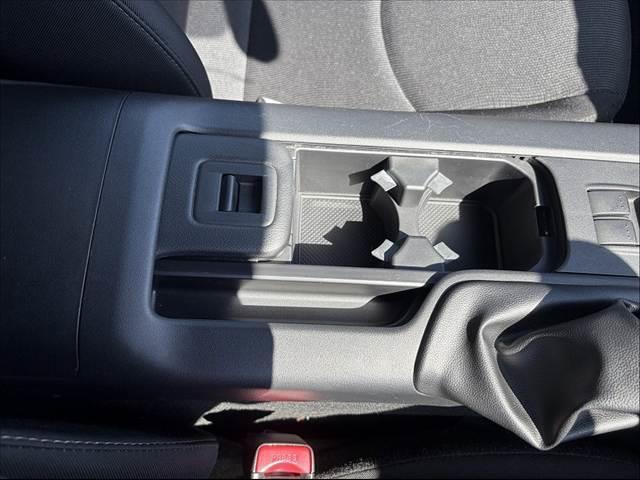 ロードスター ＲＳ　ＲＨＴ　禁煙　中期　６ＭＴ　フルセグナビ　トルクセンシング式スーパーＬＳＤ　Ｂｌｕｅｔｏｏｔｈ　ビルシュタイン製ダンパー　革巻きシフトノブ　ＡＡＣ　ステリモ　スペアキー　ＨＩＤヘッド　ＡＣソケット　ＳＲＳ（28枚目）