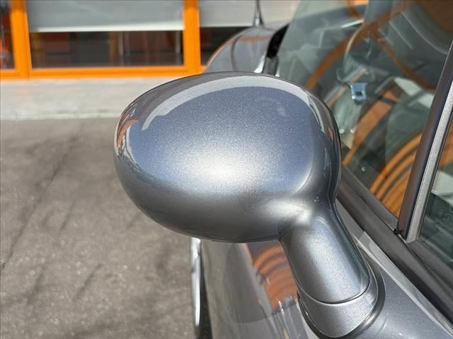 ロードスター ＲＳ　ＲＨＴ　禁煙　中期　６ＭＴ　フルセグナビ　トルクセンシング式スーパーＬＳＤ　Ｂｌｕｅｔｏｏｔｈ　ビルシュタイン製ダンパー　革巻きシフトノブ　ＡＡＣ　ステリモ　スペアキー　ＨＩＤヘッド　ＡＣソケット　ＳＲＳ（30枚目）