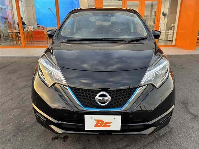 ノート ｅ－パワー　Ｘ　禁煙　純正フルセグナビ　アラビュー　エマブレ　ＬＥＤヘッド　レーダークルコン　Ｂｌｕｅｔｏｏｔｈ　Ｄミラー　車線逸脱防止　ＥＴＣ　ハイビームアシスト　Ａライト　ステリモ　Ｐガラス　スペアキー（9枚目）
