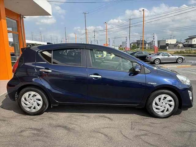 アクア Sスタイルブラック 中期 純正フルセグナビ セーフティS Bカメラ ETC ステリモ Bluetooth Pスタート シートリフター 車線逸脱防止 Aライト Aハイビーム レベライザー AAC マット サイドバイザー(11枚目)