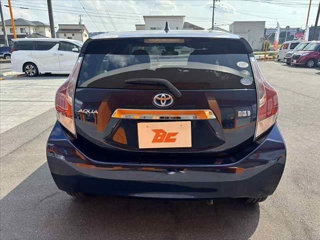 アクア Sスタイルブラック 中期 純正フルセグナビ セーフティS Bカメラ ETC ステリモ Bluetooth Pスタート シートリフター 車線逸脱防止 Aライト Aハイビーム レベライザー AAC マット サイドバイザー(14枚目)