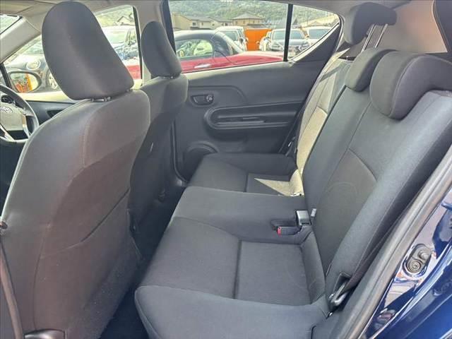 アクア Sスタイルブラック 中期 純正フルセグナビ セーフティS Bカメラ ETC ステリモ Bluetooth Pスタート シートリフター 車線逸脱防止 Aライト Aハイビーム レベライザー AAC マット サイドバイザー(19枚目)