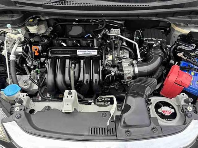 フィット  禁煙 純正オーディオ ドラレコ Pスタート オートエアコン プラズマクラスター 電格ウインカーミラー Aストップ ACソケット SRSエアバック ヘッドライトレベライザー フロアマット ふらつき防止(39枚目)