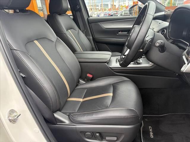 CX-60 XD-ハイブリッド エクスクルーシブスポーツ 4WD パノラマルーフ 360度カメラ マツコネ 前席Pシート シートメモリー スマートブレーキ ベンチレーション 全席シートヒーター ステアリングヒーター スペアキー ETC レーダークルコン(16枚目)