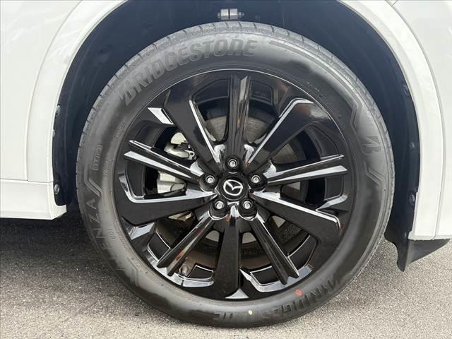 CX-60 XD-ハイブリッド エクスクルーシブスポーツ 4WD パノラマルーフ 360度カメラ マツコネ 前席Pシート シートメモリー スマートブレーキ ベンチレーション 全席シートヒーター ステアリングヒーター スペアキー ETC レーダークルコン(40枚目)