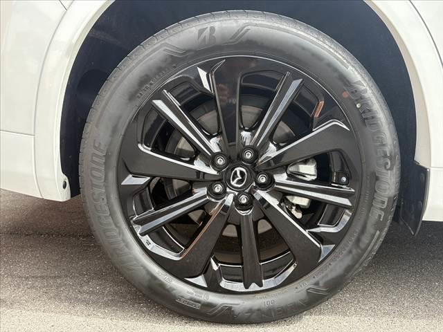 CX-60 XD-ハイブリッド エクスクルーシブスポーツ 4WD パノラマルーフ 360度カメラ マツコネ 前席Pシート シートメモリー スマートブレーキ ベンチレーション 全席シートヒーター ステアリングヒーター スペアキー ETC レーダークルコン(41枚目)