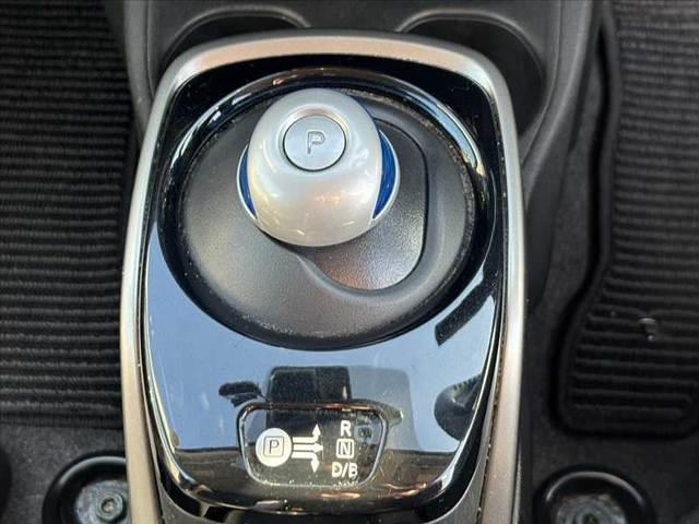 ノート e-パワー B FOUR 禁煙 4WD エマブレ インテリジェントアラウンドビューモニター インテリジェントルームミラー ETC 前後ドラレコ マット バイザー オーディオ オートヘッドライト 電格ミラー ACソケット(23枚目)