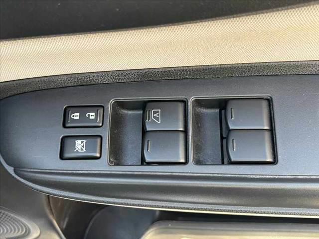ノート e-パワー B FOUR 禁煙 4WD エマブレ インテリジェントアラウンドビューモニター インテリジェントルームミラー ETC 前後ドラレコ マット バイザー オーディオ オートヘッドライト 電格ミラー ACソケット(24枚目)