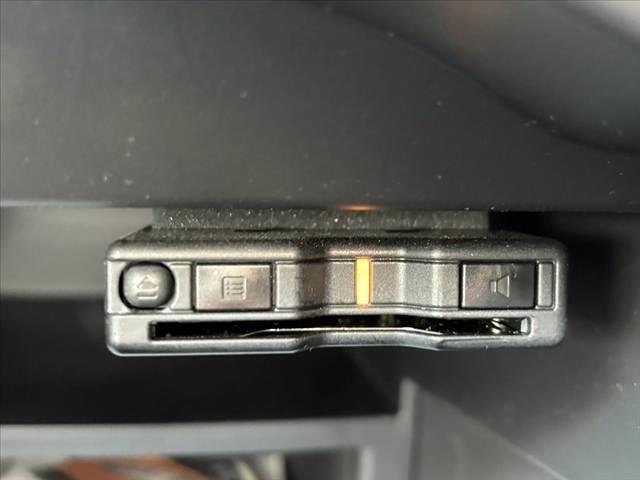 ノート e-パワー B FOUR 禁煙 4WD エマブレ インテリジェントアラウンドビューモニター インテリジェントルームミラー ETC 前後ドラレコ マット バイザー オーディオ オートヘッドライト 電格ミラー ACソケット(26枚目)