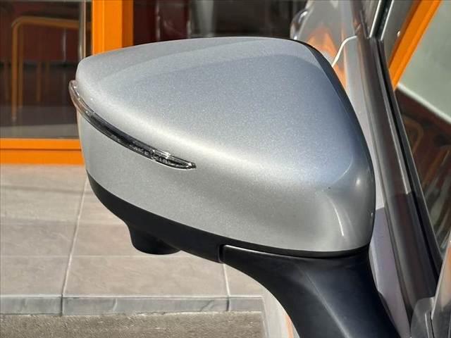 ノート e-パワー B FOUR 禁煙 4WD エマブレ インテリジェントアラウンドビューモニター インテリジェントルームミラー ETC 前後ドラレコ マット バイザー オーディオ オートヘッドライト 電格ミラー ACソケット(27枚目)