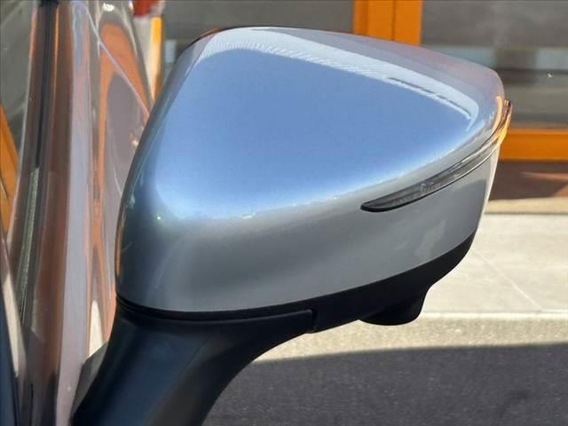 ノート e-パワー B FOUR 禁煙 4WD エマブレ インテリジェントアラウンドビューモニター インテリジェントルームミラー ETC 前後ドラレコ マット バイザー オーディオ オートヘッドライト 電格ミラー ACソケット(28枚目)