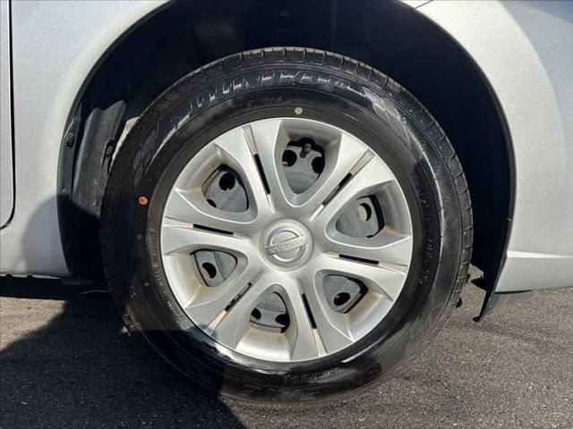 ノート e-パワー B FOUR 禁煙 4WD エマブレ インテリジェントアラウンドビューモニター インテリジェントルームミラー ETC 前後ドラレコ マット バイザー オーディオ オートヘッドライト 電格ミラー ACソケット(33枚目)