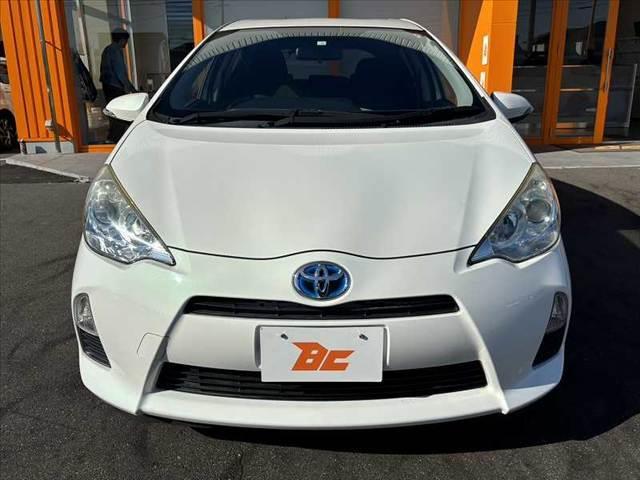 アクア S 禁煙 ナビ TV DVD再生 ETC オートヘッドライト マット バイザー 電格ウインカーミラー オートエアコン ヘッドライトレベライザー ISOFIXシート Pガラス Rワイパー SRSエアB(9枚目)